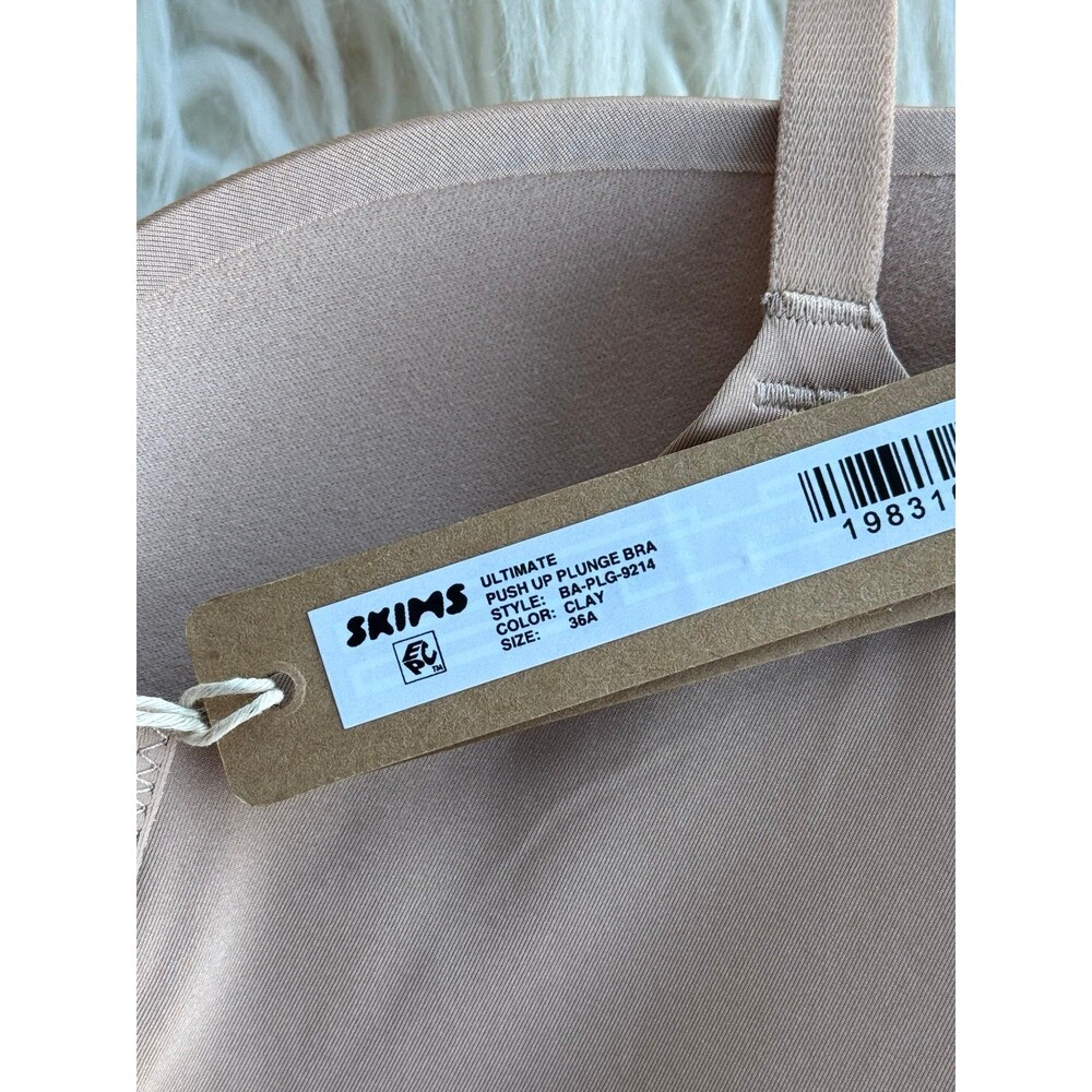Skims Ultimate Push up Plunge Bra Clay Size 36A - Picture 6 of 6